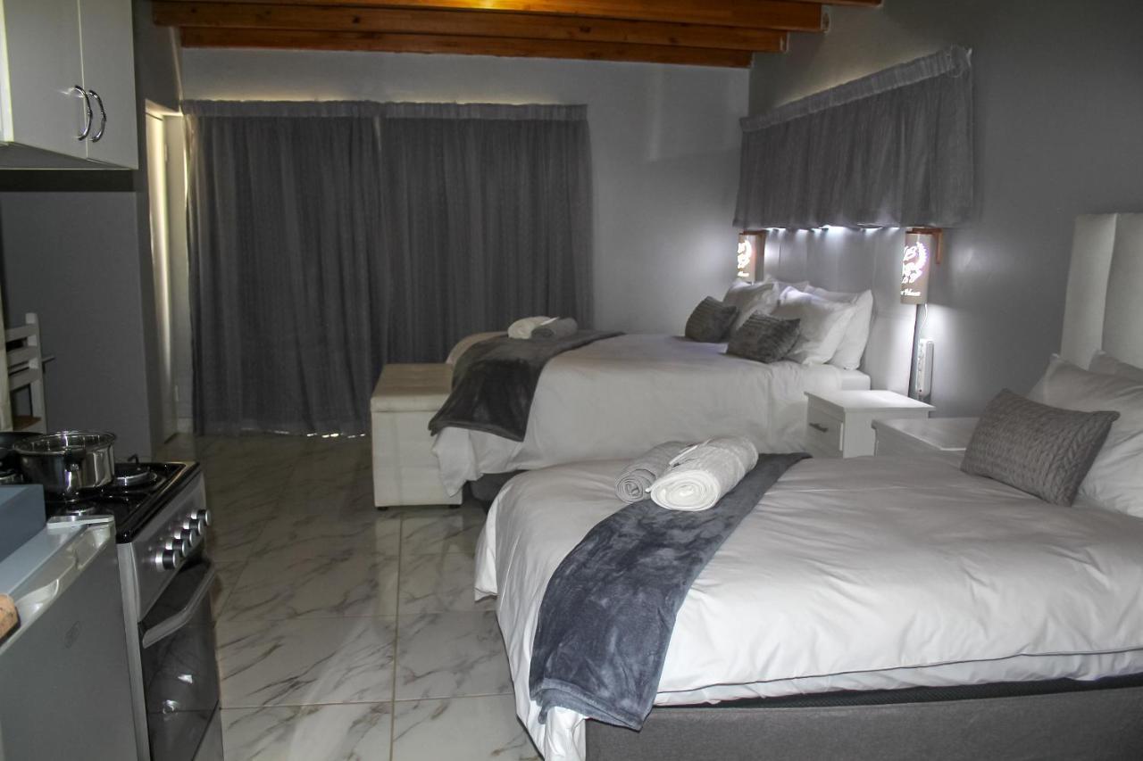 Villa La Sola B&B And Self-Catering บ็อคสเบิร์ก ภายนอก รูปภาพ